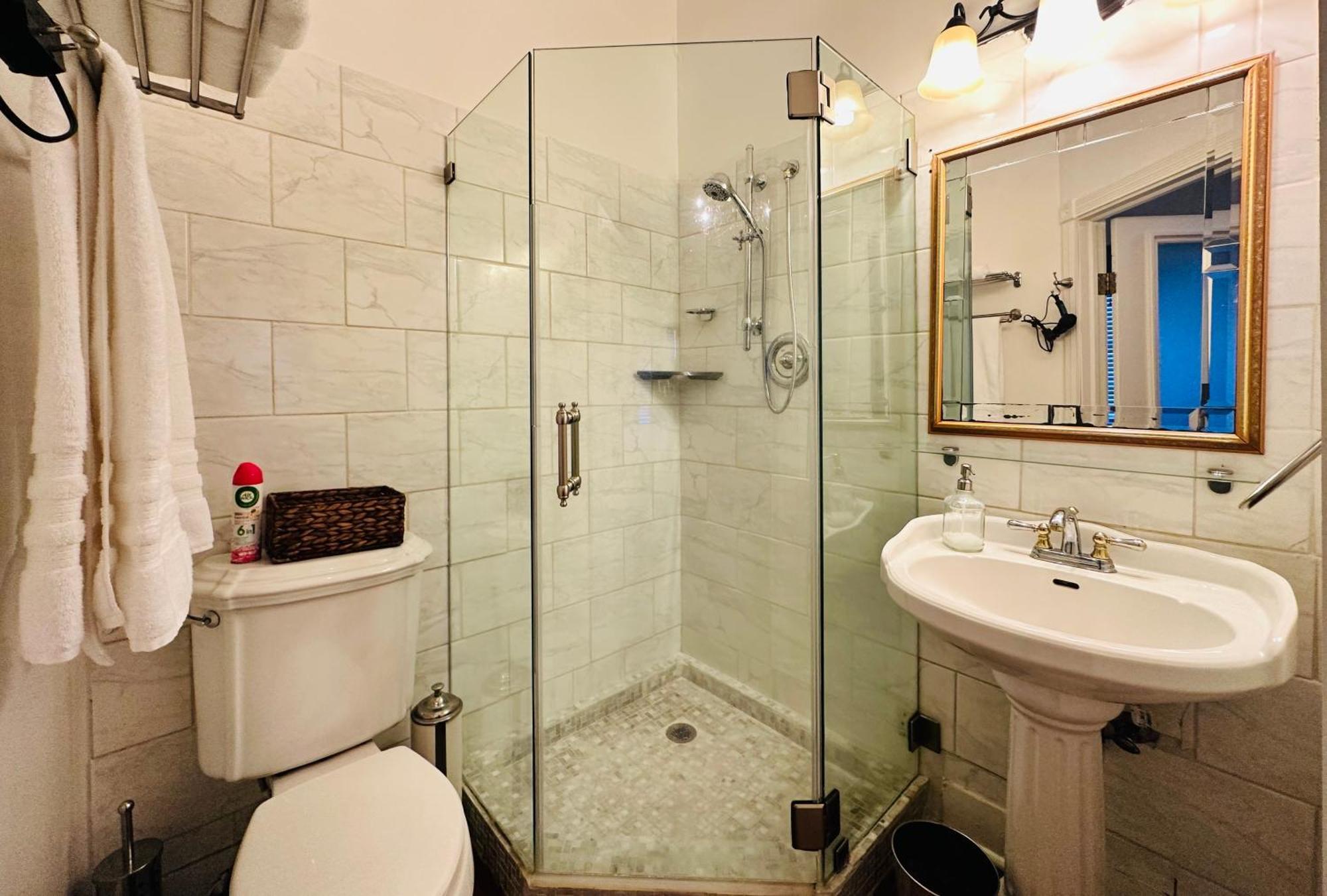 Bed and Breakfast Amethyst Garden Savannah Exterior foto