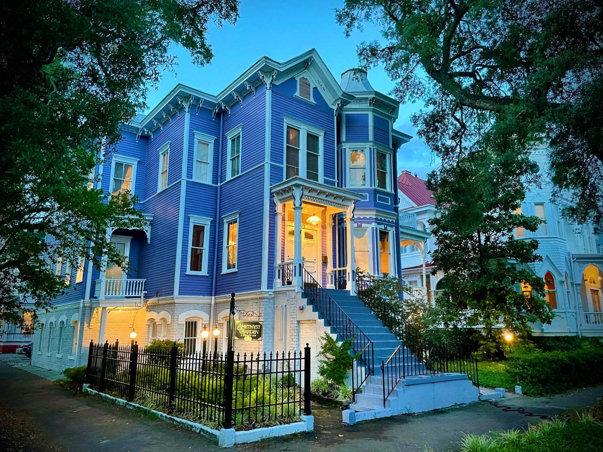 Bed and Breakfast Amethyst Garden Savannah Exterior foto