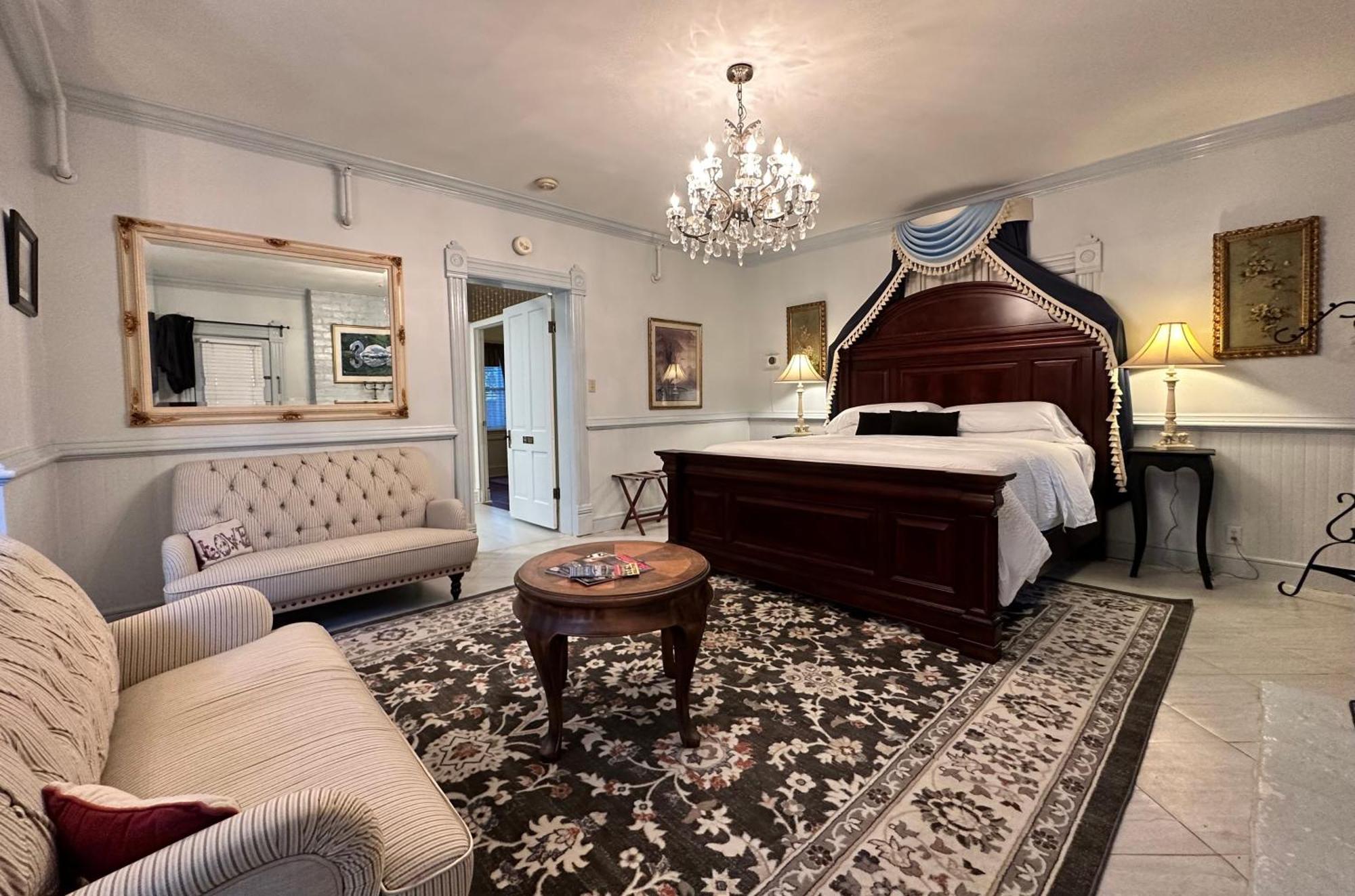 Bed and Breakfast Amethyst Garden Savannah Exterior foto