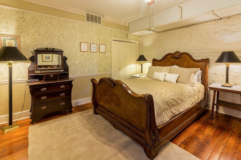 Bed and Breakfast Amethyst Garden Savannah Exterior foto