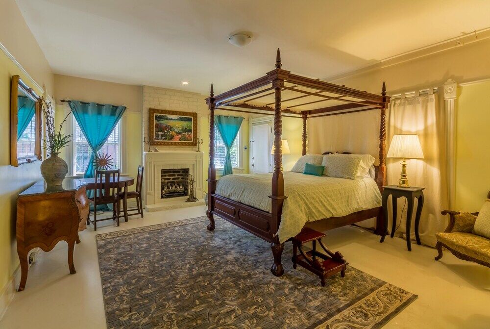 Bed and Breakfast Amethyst Garden Savannah Exterior foto